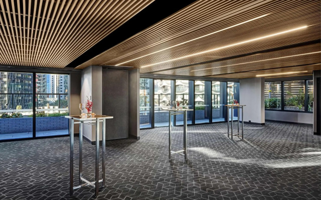 Vibe Hotel Melbourne Docklands