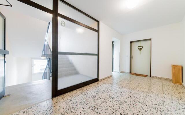 6757 Private Room Laatzen