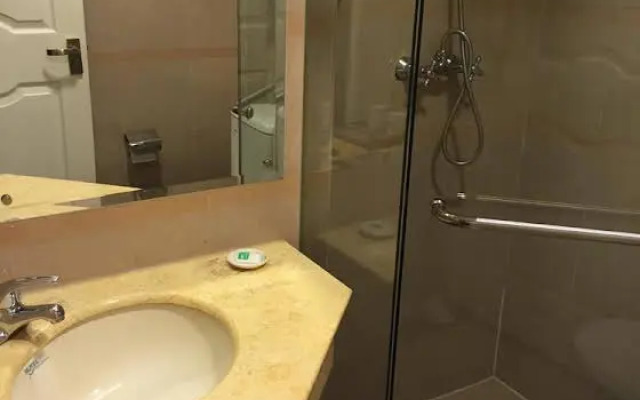 Motel 168 Hongqiao Hub