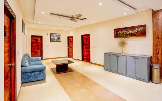 OYO Rooms Railway Station Raja Road 1
