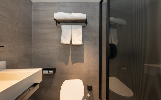 Hanting Hotel Nanjing Huangpu Road