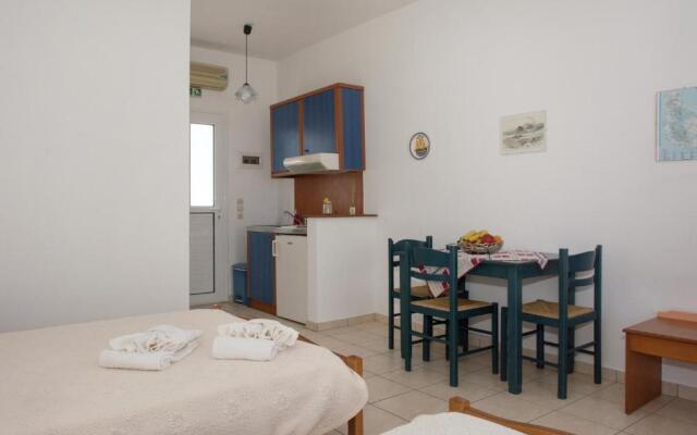 Contaratos Holiday Lettings 3