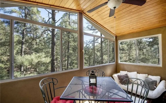 Treetop - Two Bedroom Cabin