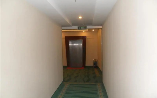 Home Inns Shanghai Liuzhou Road Everbright Exhibition Center Branch