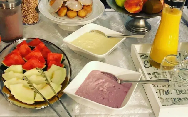 Stadthotel am Adenauerplatz