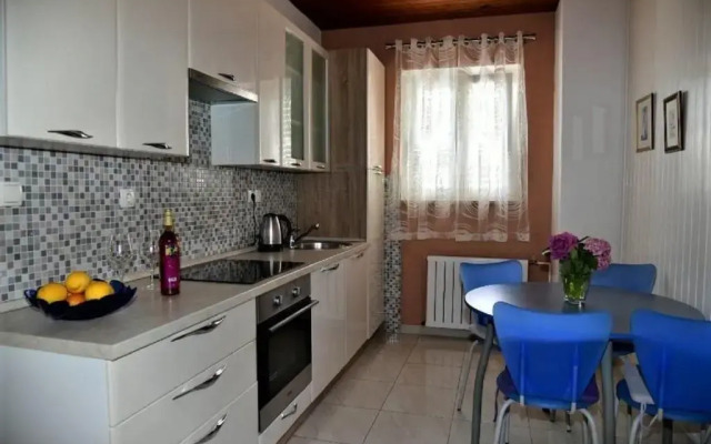 Apartments Adel - 70 m from beach