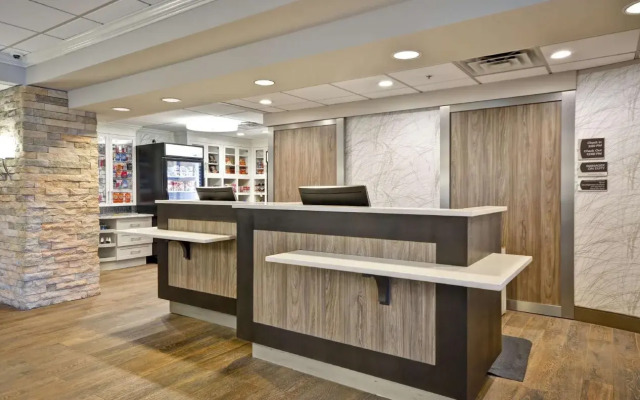 Homewood Suites by Hilton Durham-Chapel Hill / I-40