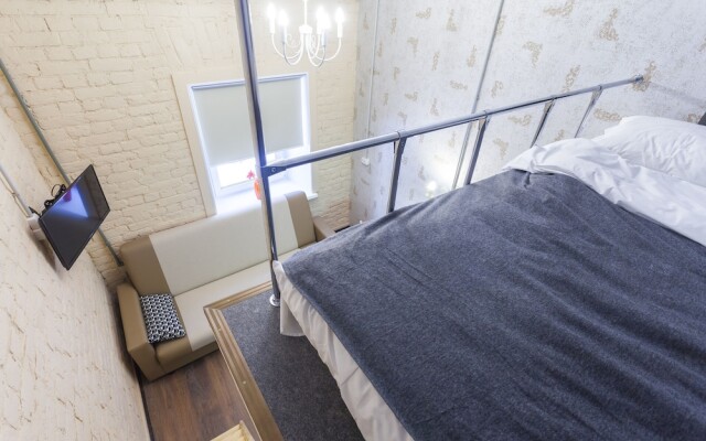 Guests Love on Pushkinskaya