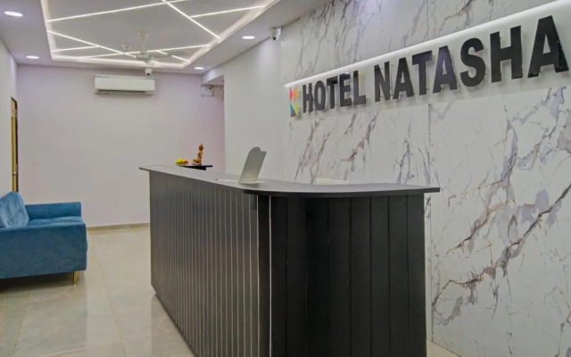 Itsy Hotels Natasha, Vesu, Surat