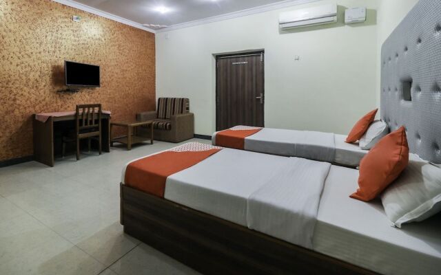 OYO 29089 Hotel Shiv Villas