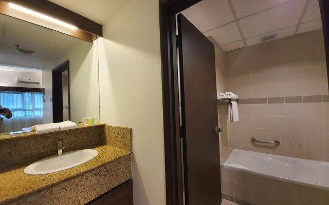 Crown Regency Serviced Suites