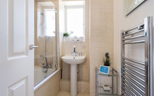 The Chelsea Sandhills Residence - TL19