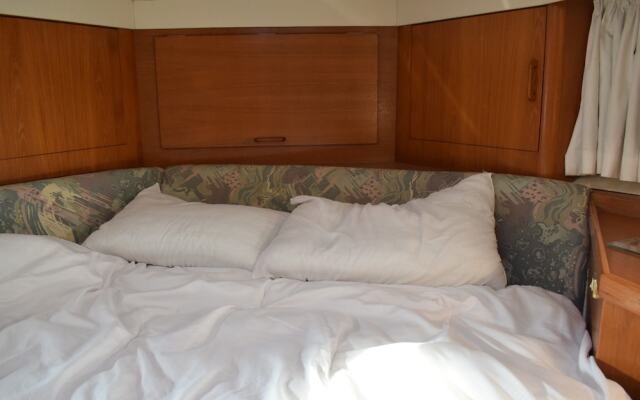 1 Bedroom Princess Live-aboard Boat