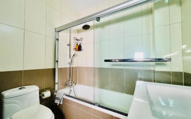 Oracle 1 bedroom A1-002