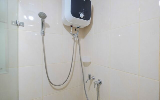 Modern White Studio At Springlake Summarecon Bekasi Apartment By Travelio