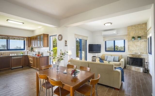 Lamaz Maroni Beachfront Villa