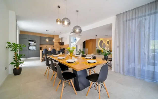 Villa Lucy Lemon CFH