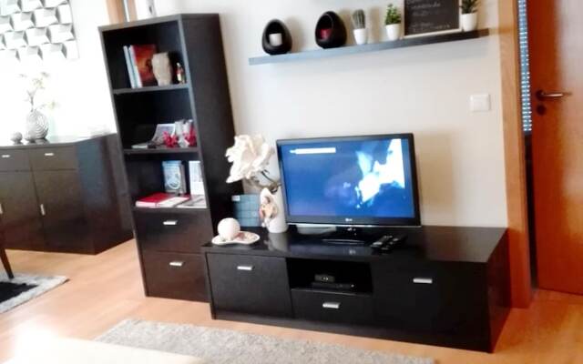 Apartment with 2 Bedrooms in Nazaré, with Wifi