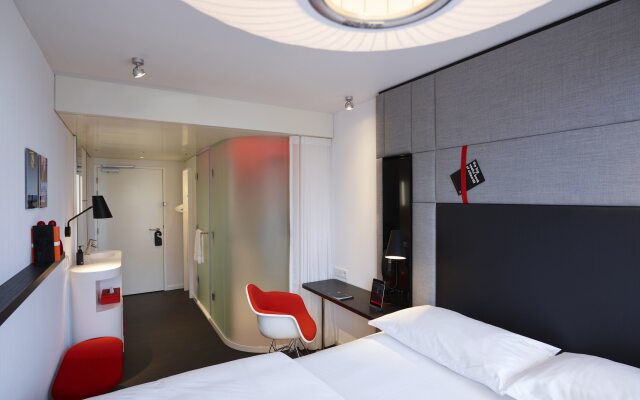 citizenM Seattle South Lake Union