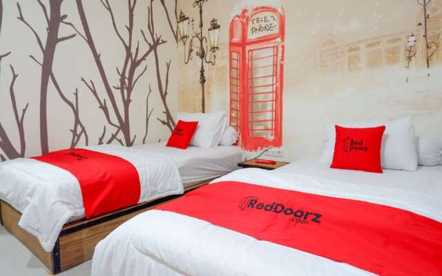 Omar Hotel by Reddoorz