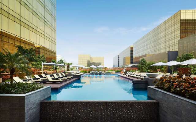 Hyatt Regency Manila, City of Dreams