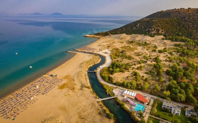 Kalogria Beach Hotel