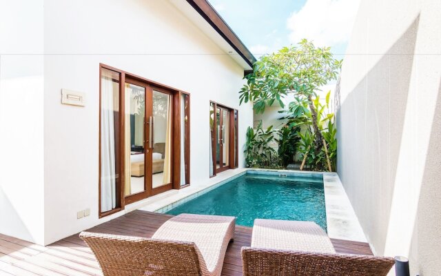 ZEN Premium Umalas Bumbak Villa