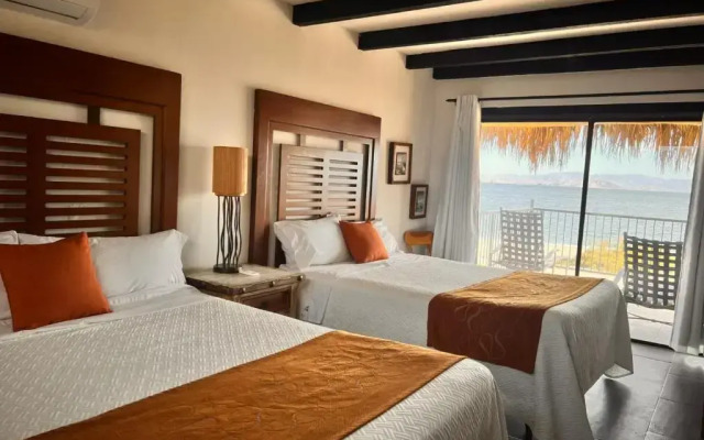 Los Vientos Hotel