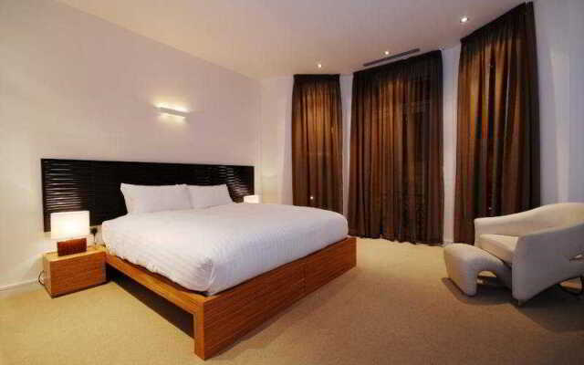 One Harrington Gardens