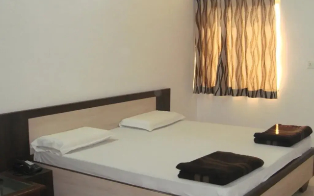 Hotel Tourist Palace