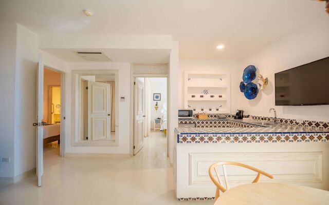 Mar del Cabo By Velas Resorts