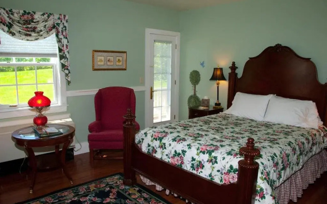 Strong House Inn