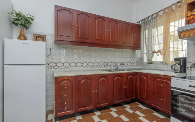 Nice 2bedroom apartment in Pagkrati