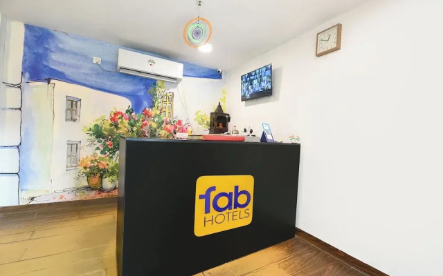 Fabhotel Crescent