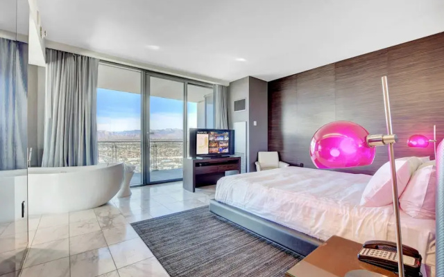 Panoramic Room on 36 floor