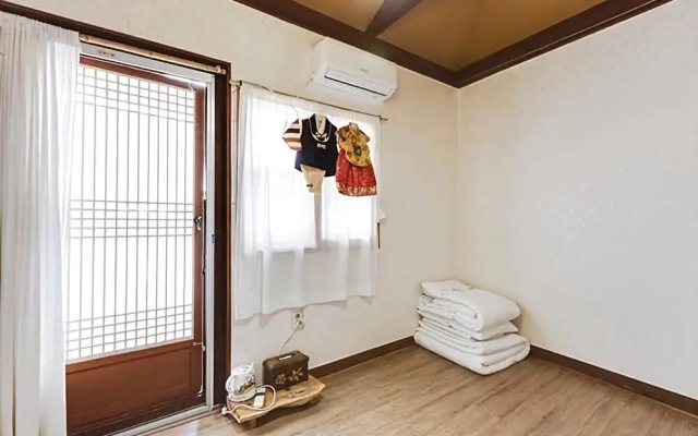 Jeonju Flowerwind Pension