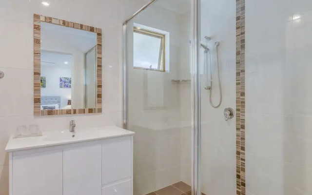 Devonleigh Bed & Breakfast