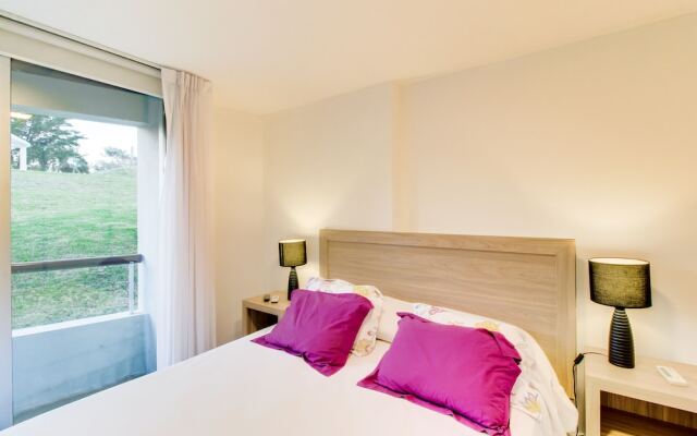 Oceana Suites Isabel