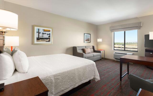 Hampton Inn & Suites Phoenix Glendale-Westgate