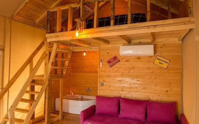 The Hill Glamping