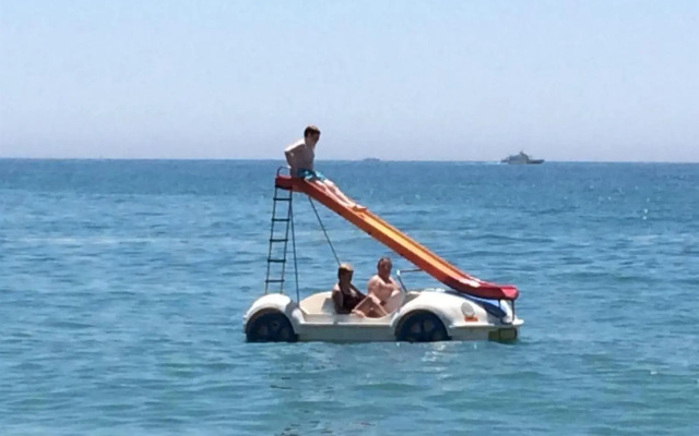 3 bedroom Spacious Apartment