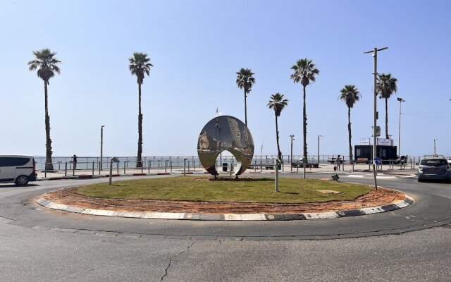 Sea View Apartment