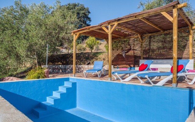 Lovely Holiday Home in Coin With Private Swimming Pool