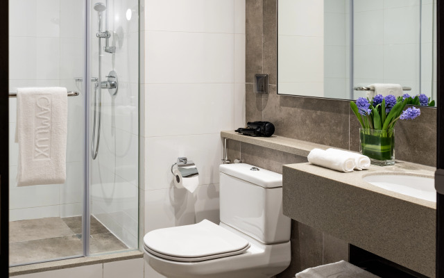 Camlux Hotel