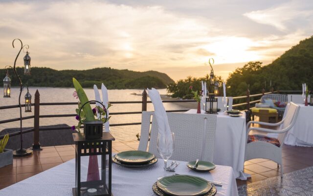 Huma Island Resort & Spa