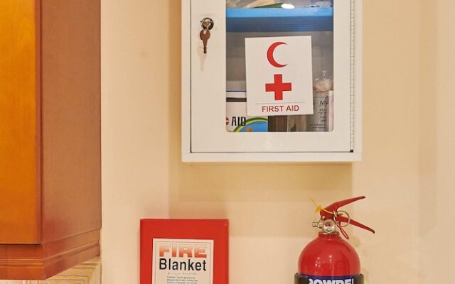 Rose Dream - 5 Bedrooms Palm Villa on the beach with private pool