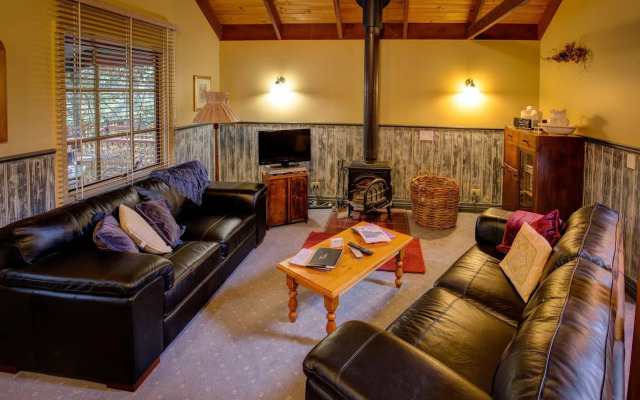 Trawool Cottages and Farmstay