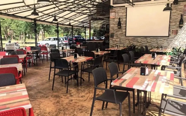 Hotel Lira