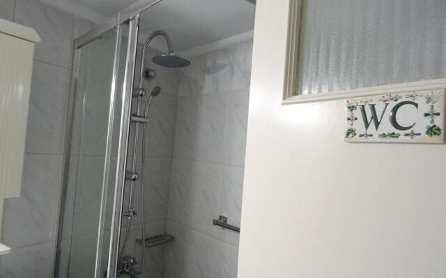 Dp Zografou Appartment