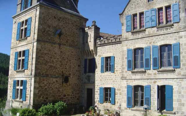 Beautiful Apartment in Saint-Prix with Swimming Pool